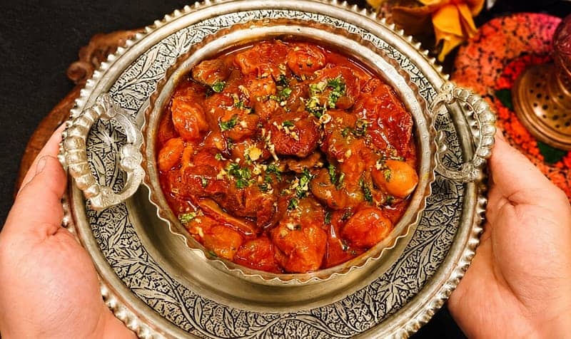 Aloo Bukhar Korma